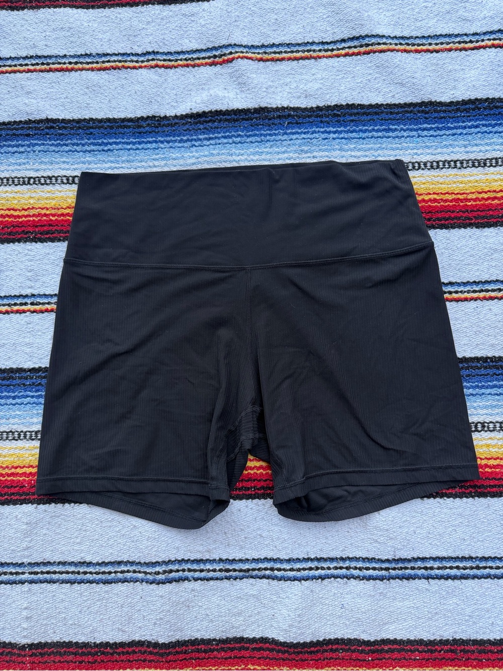 LuluLemon 6” Align Shorts